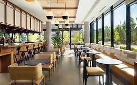 Moxy Boulder University